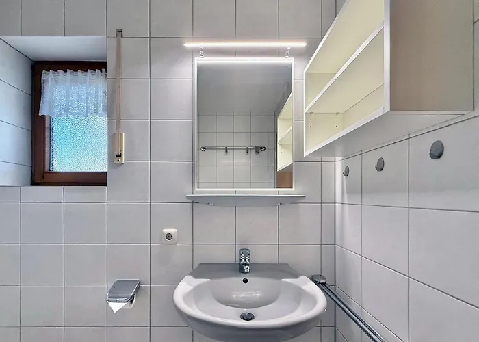 Apartment Sonnenhof 02 *